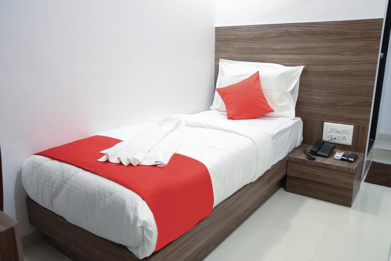 Hotel Apple Inn Nová Bombaj Exteriér fotografie